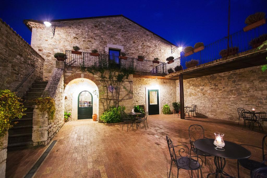 Albergo Diffuso La Piana Dei Mulini Colle d'Anchise Exterior foto